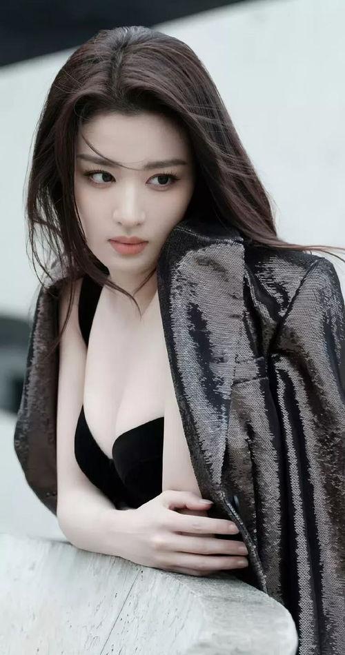 国产亚洲三级,揭秘激情燃烧的岁月  第3张 国产亚洲三级,揭秘激情燃烧的岁月  第3张